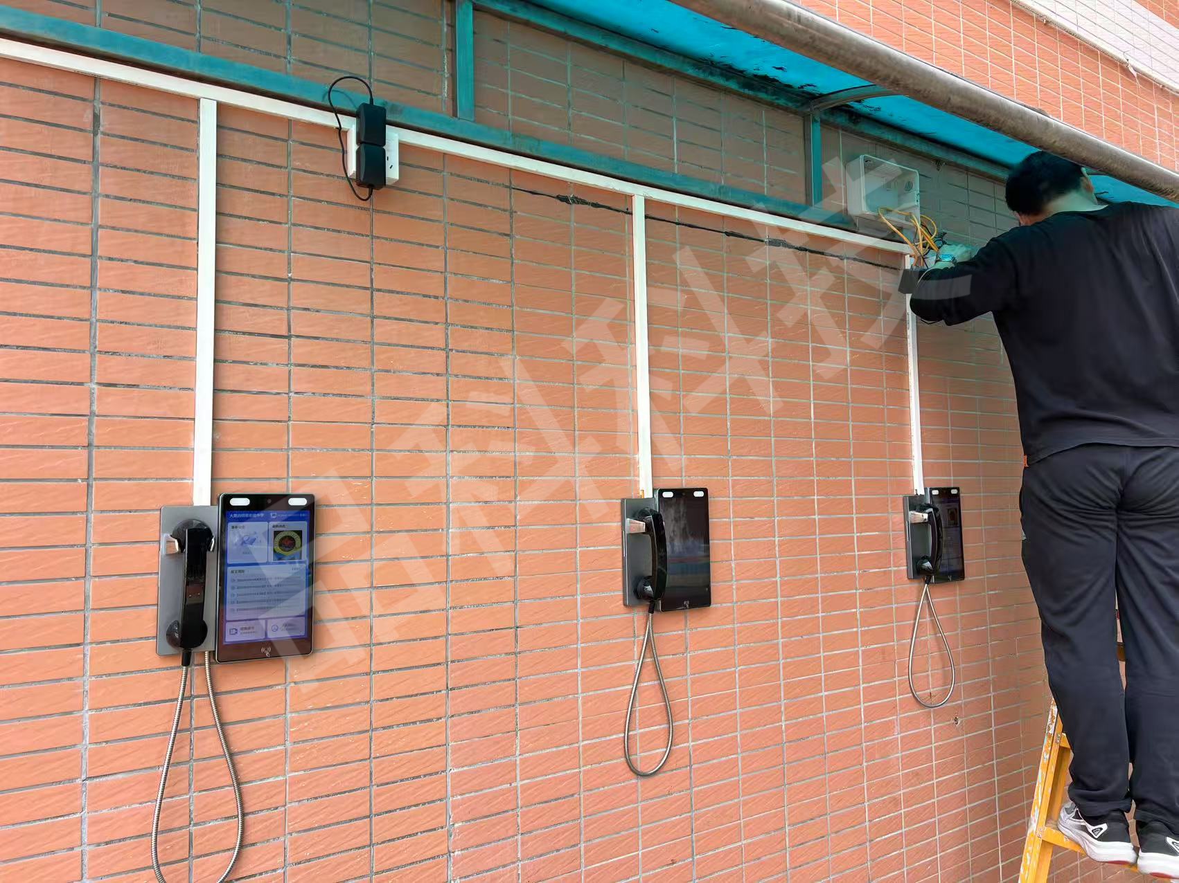 Ʒ��У�@ҕ�lԒ�C